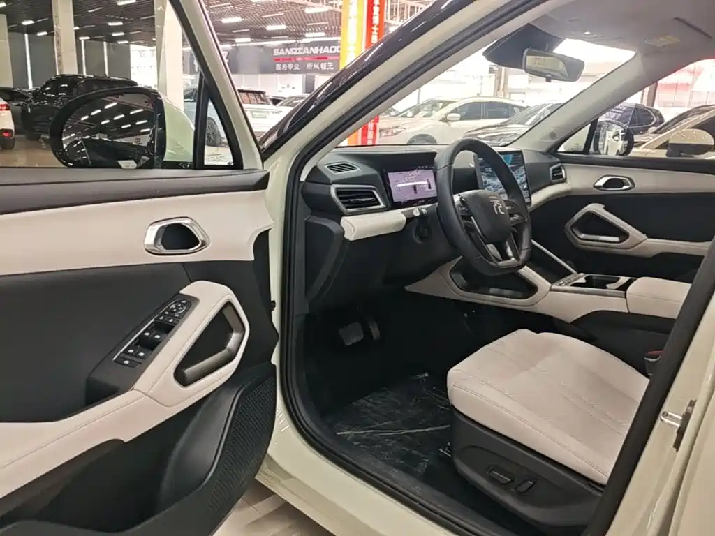 BYD Yuan UP 2025 2025 Smart Drive Edition 401KM Leading Type