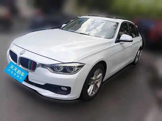 BMW 3 Series 2016 320Li Fashion Model — фото 1