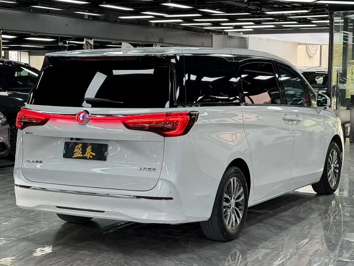 BUICK GL8