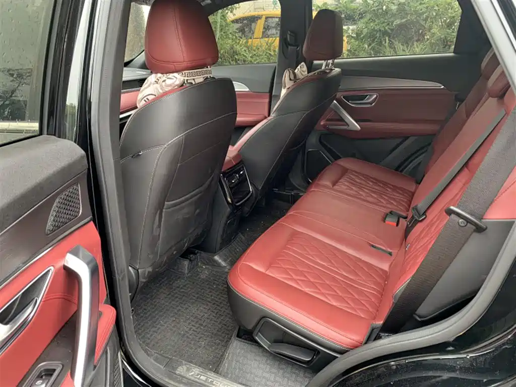 Jetour X70 PLUS 2025 2024 Champion Edition 1.5T DCT Champion MAX+ 7-seater