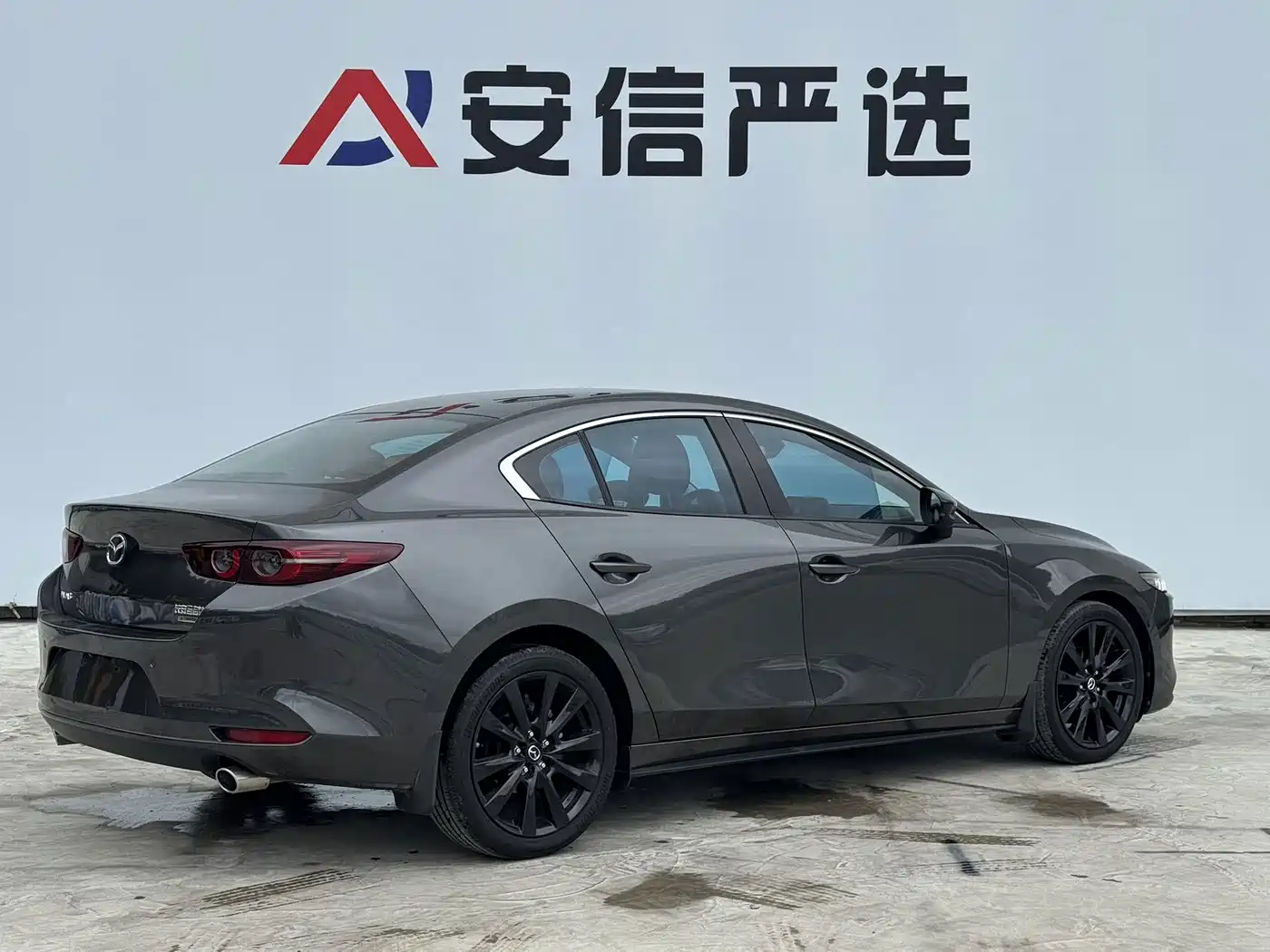 Photo 4 - Mazda Mazda 3