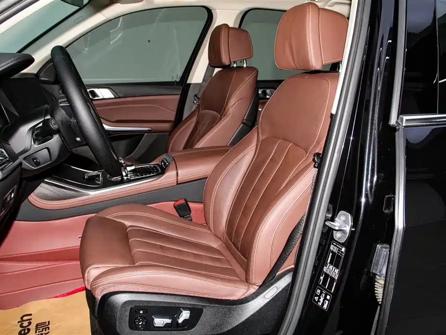 BMW X7 2020 xDrive40i Leading Luxury Package фото 18
