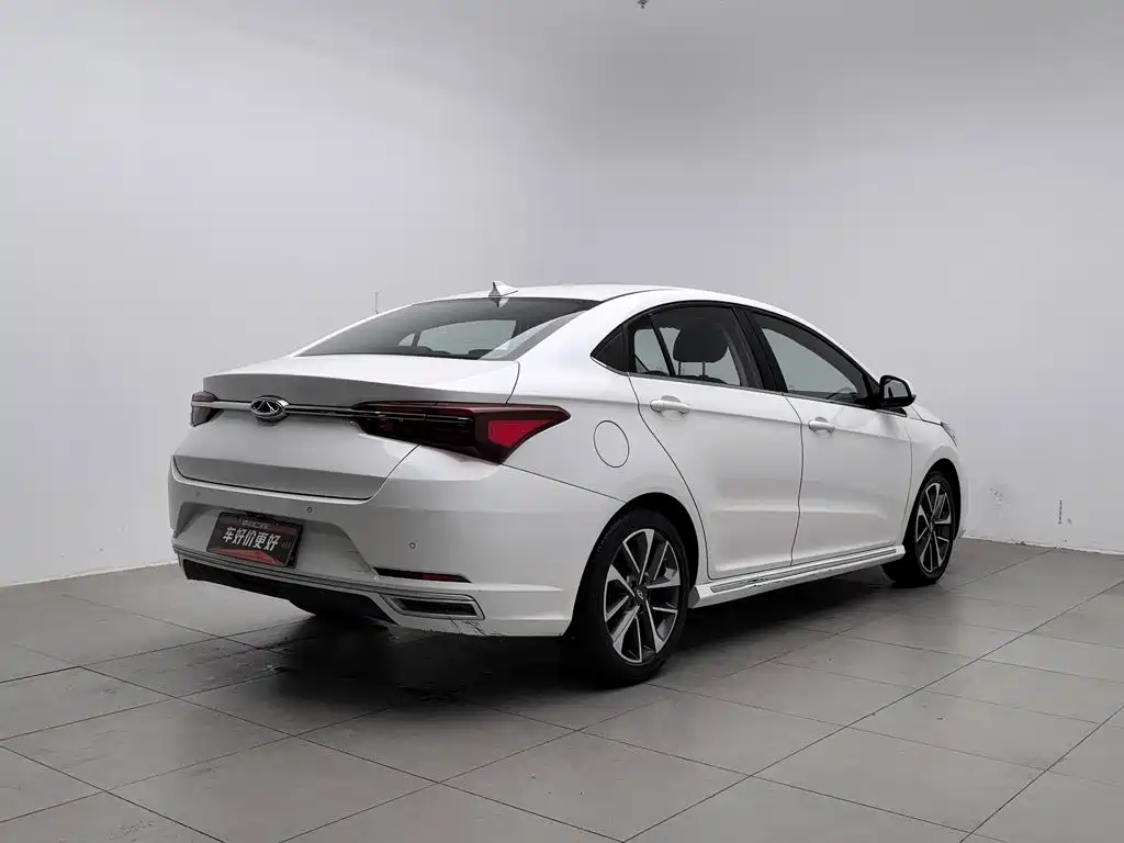 Photo 2 - Chery Arrizo GX