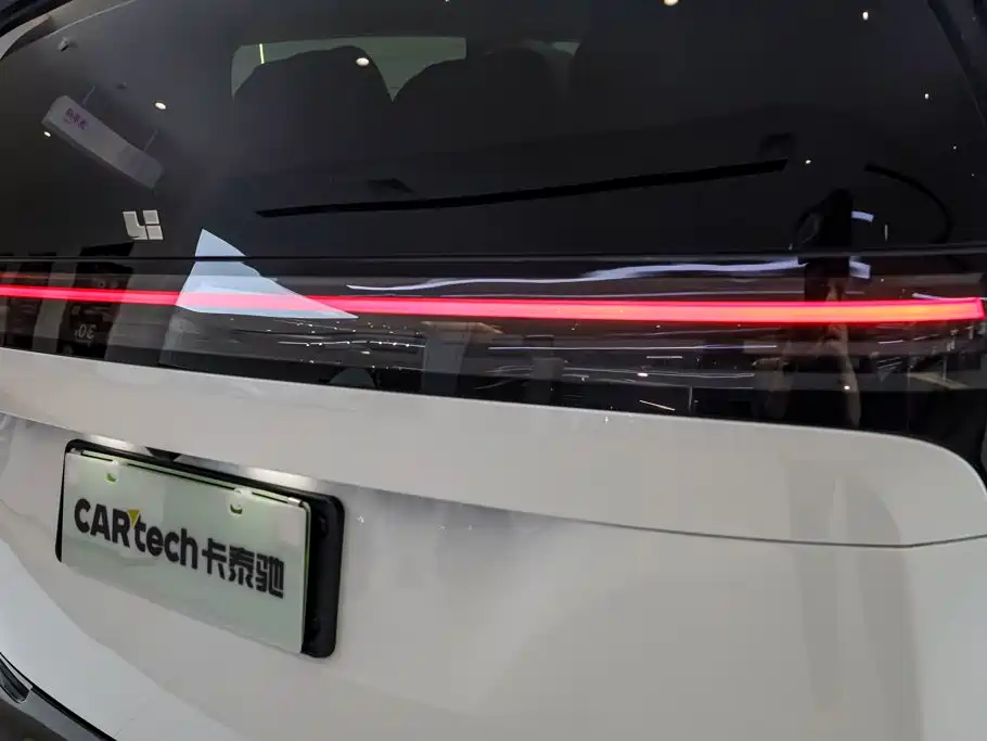 Li Auto MEGA 2025 2025 Ultra Smart Renewal Edition