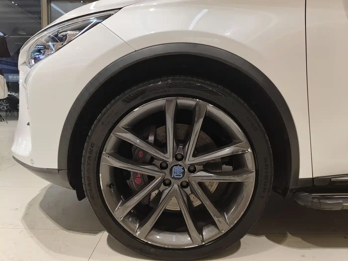 BYD Tang New Energy 2018 DM 2.0T Full-time 4WD Smart Connect Pioneer 5-seater China V фото 24