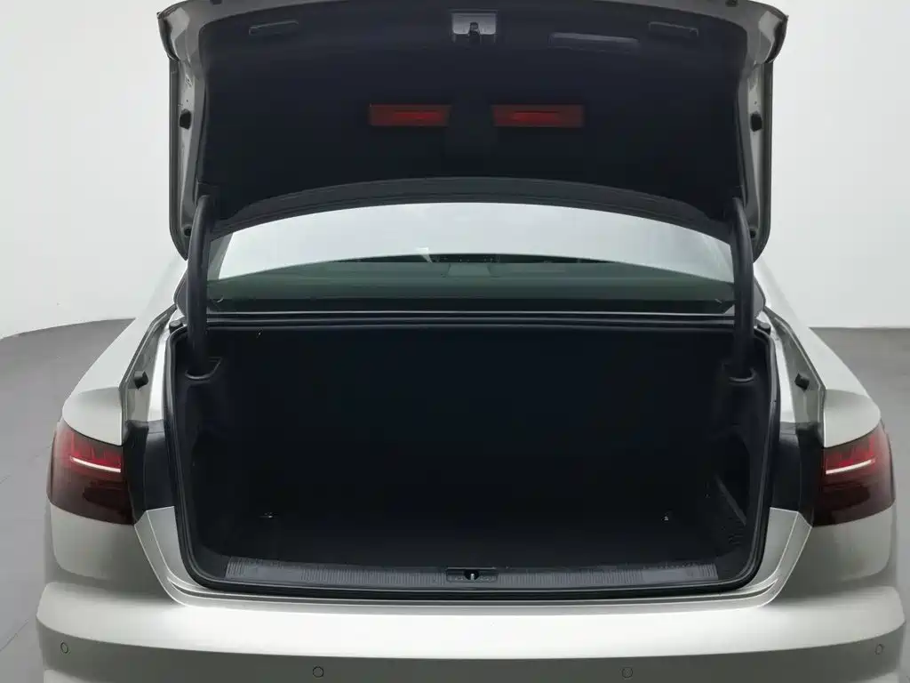 Audi A4L, миниатюра 16