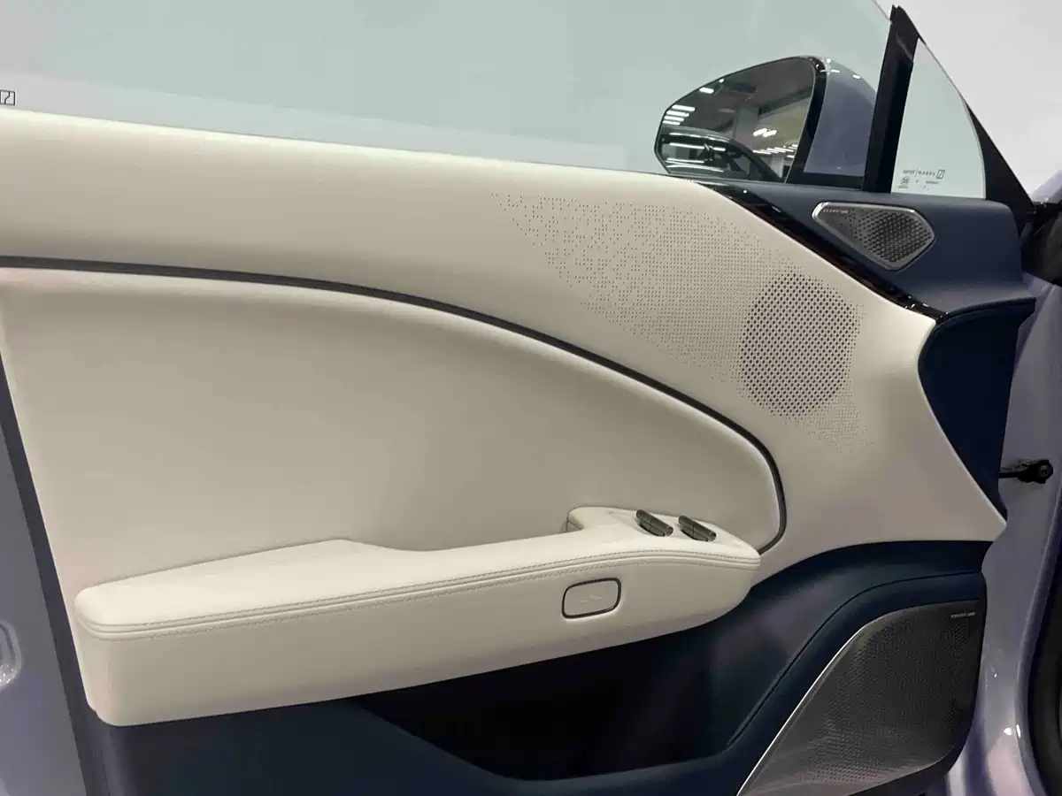 ZEEKR EXTREME KRYPTON 007