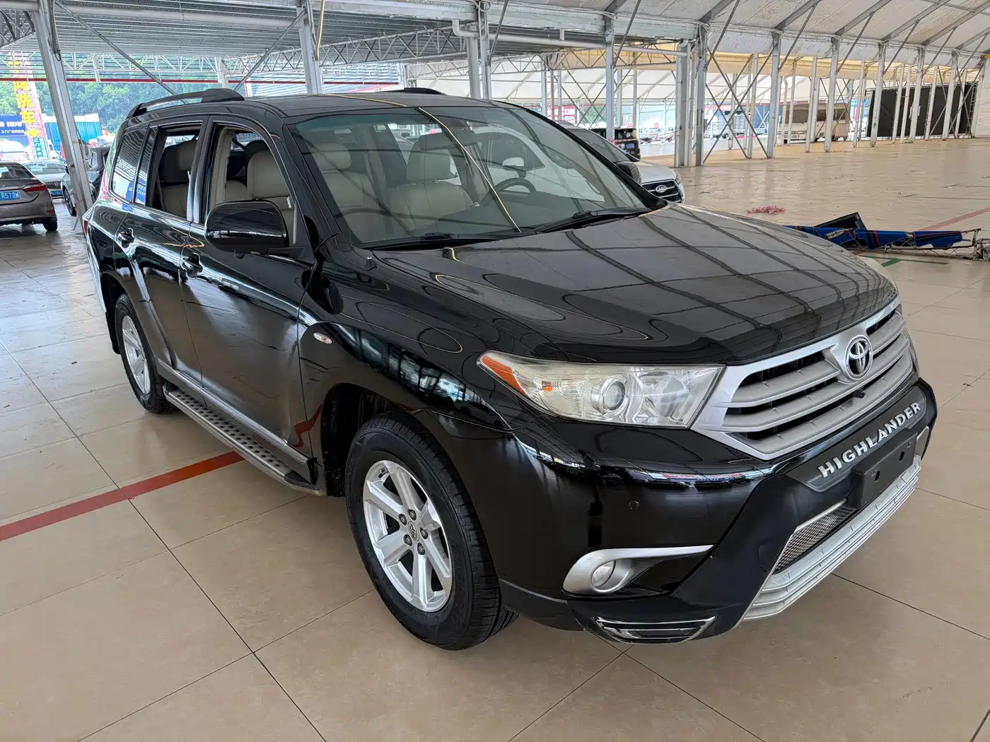Фото 4 - Toyota Highlander