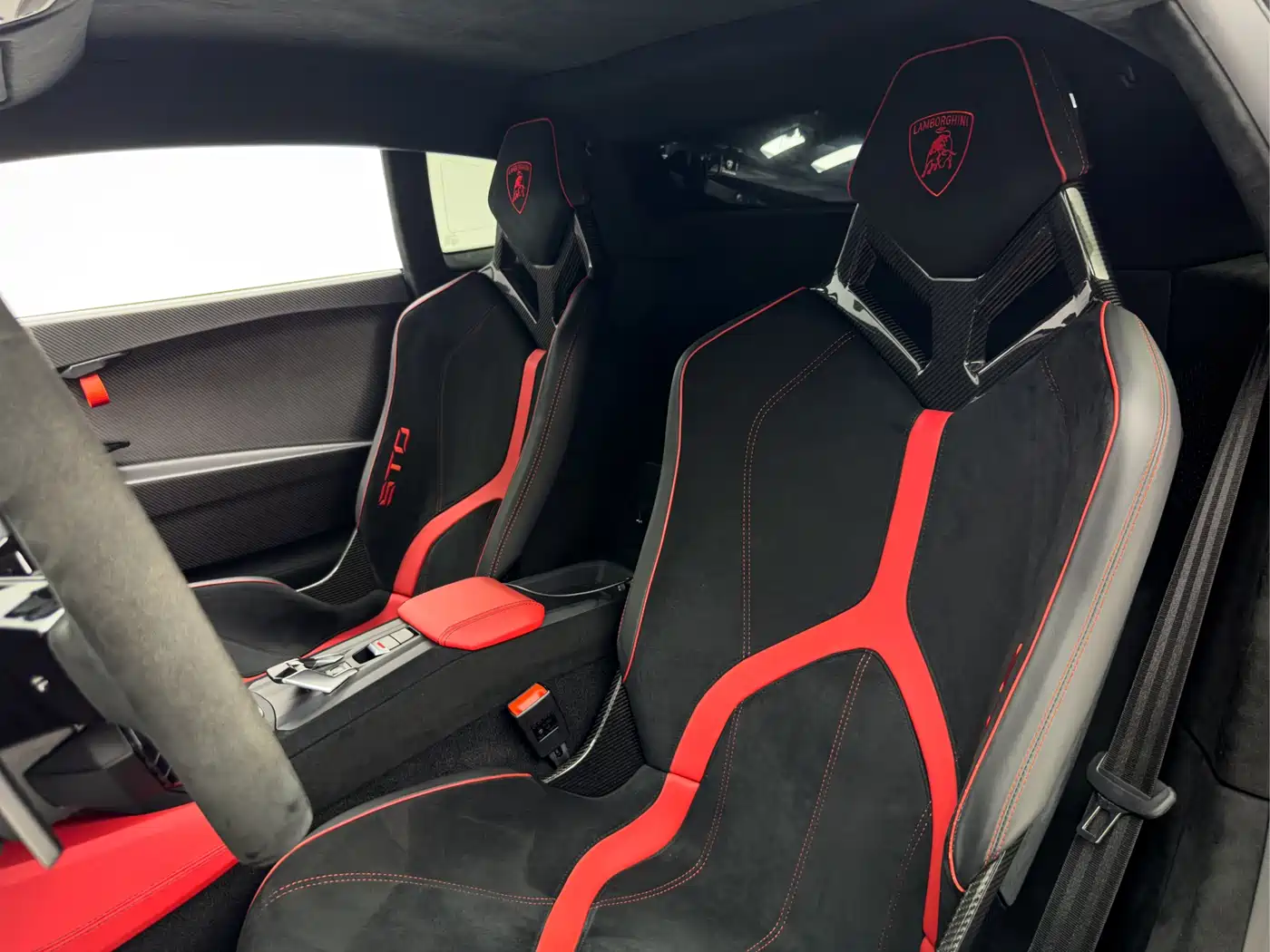 LAMBORGHINI HURACÁN