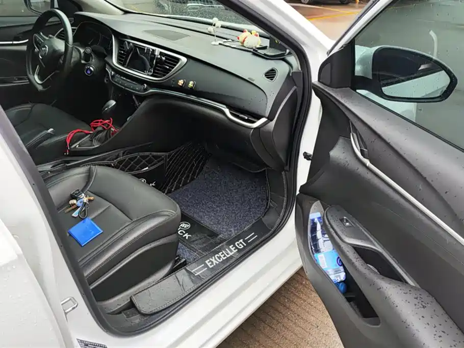 Buick Excelle 2021 Facelift 1.3T Auto Mild Hybrid Elite фото 8