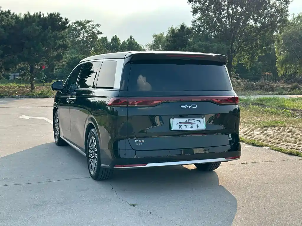 BYD Xia 2026 2026 DM-i 1.5T 218km Premium