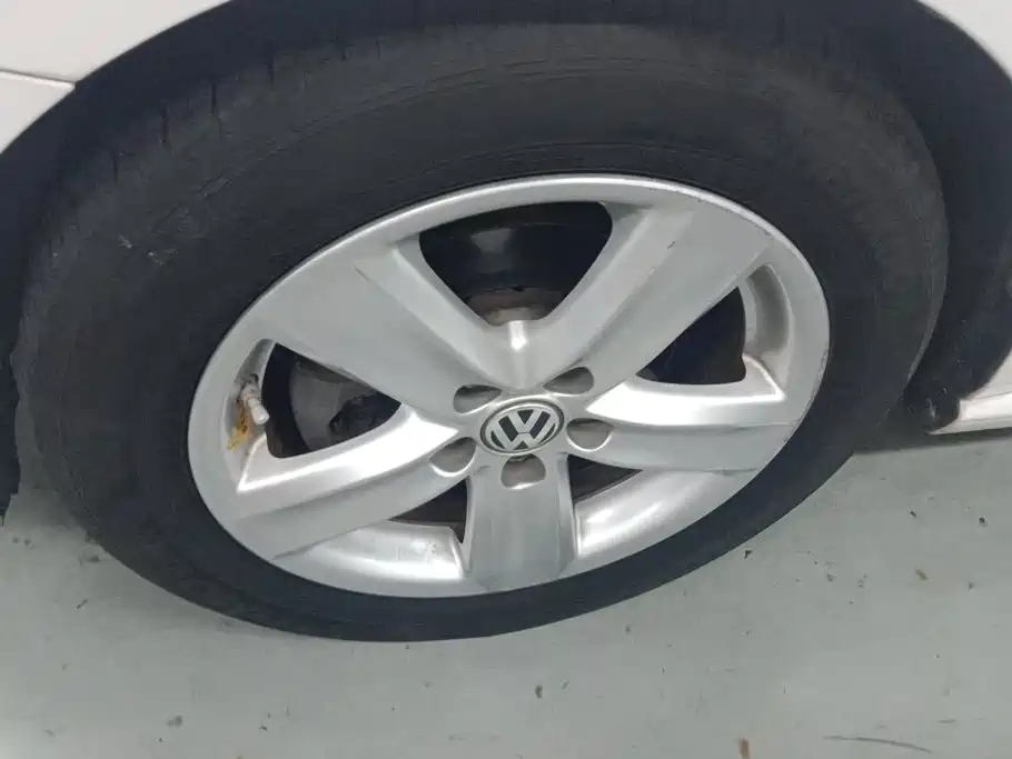 Volkswagen Polo 2012 2013 1.6L Automatic Comfort Edition