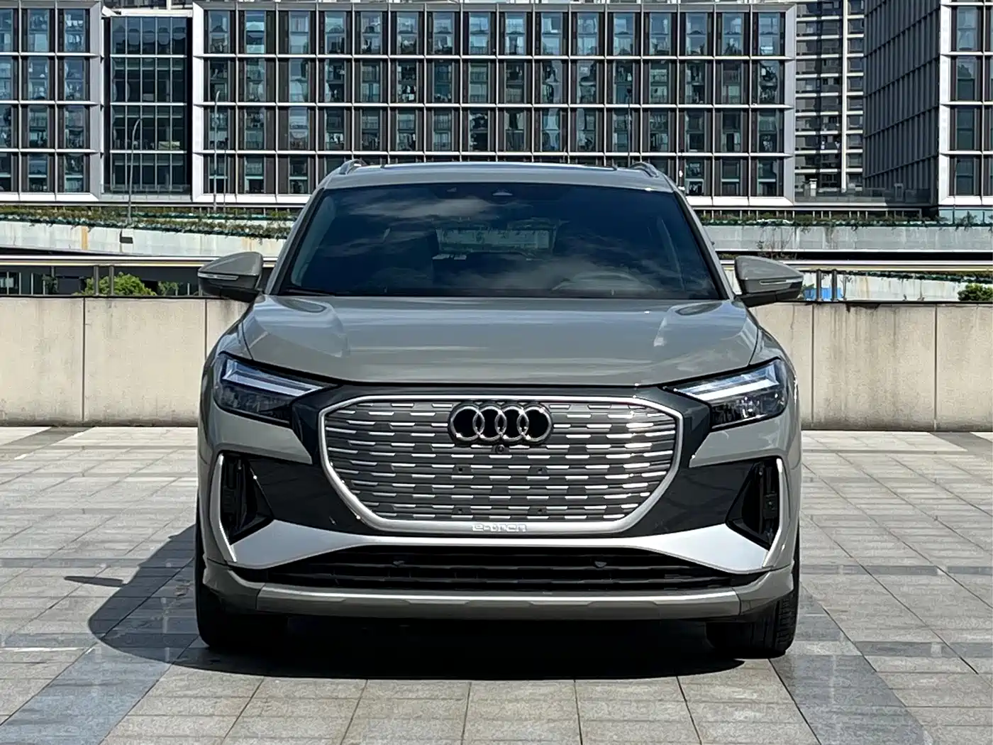 Audi Q4 e-tron 2022 2022 40 e-tron First Edition