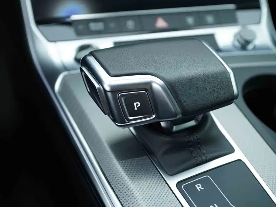 Audi A6 (Import) 2024 2023 Avant Pioneer 45 TFSI Premium Dynamic