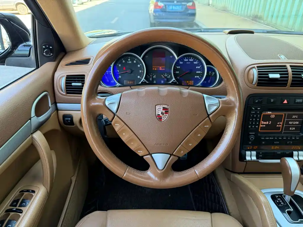 Фото 5 - Porsche Cayenne