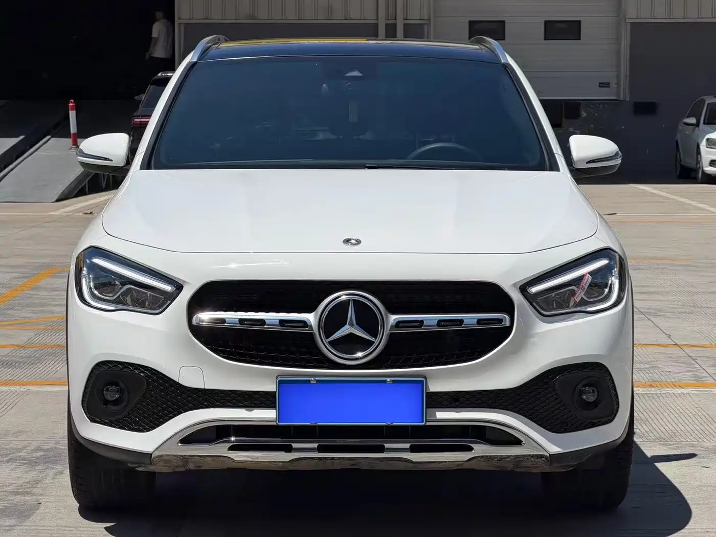 Mercedes-Benz GLA 2023 2023 GLA 200
