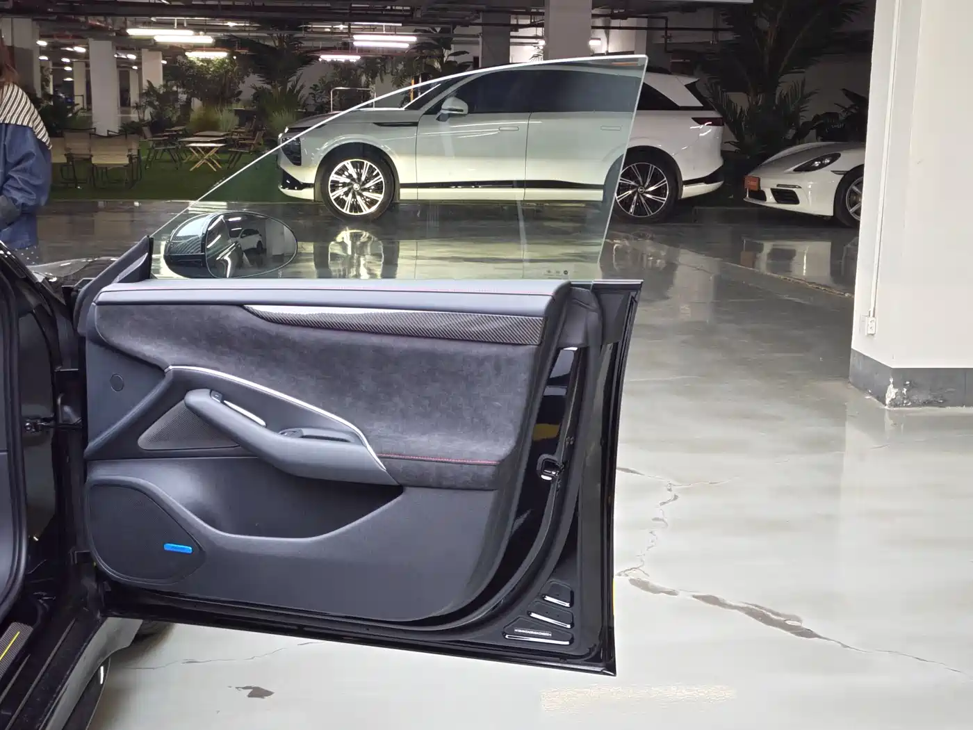 XIAOMI CAR XIAOMI SU7 ULTRA