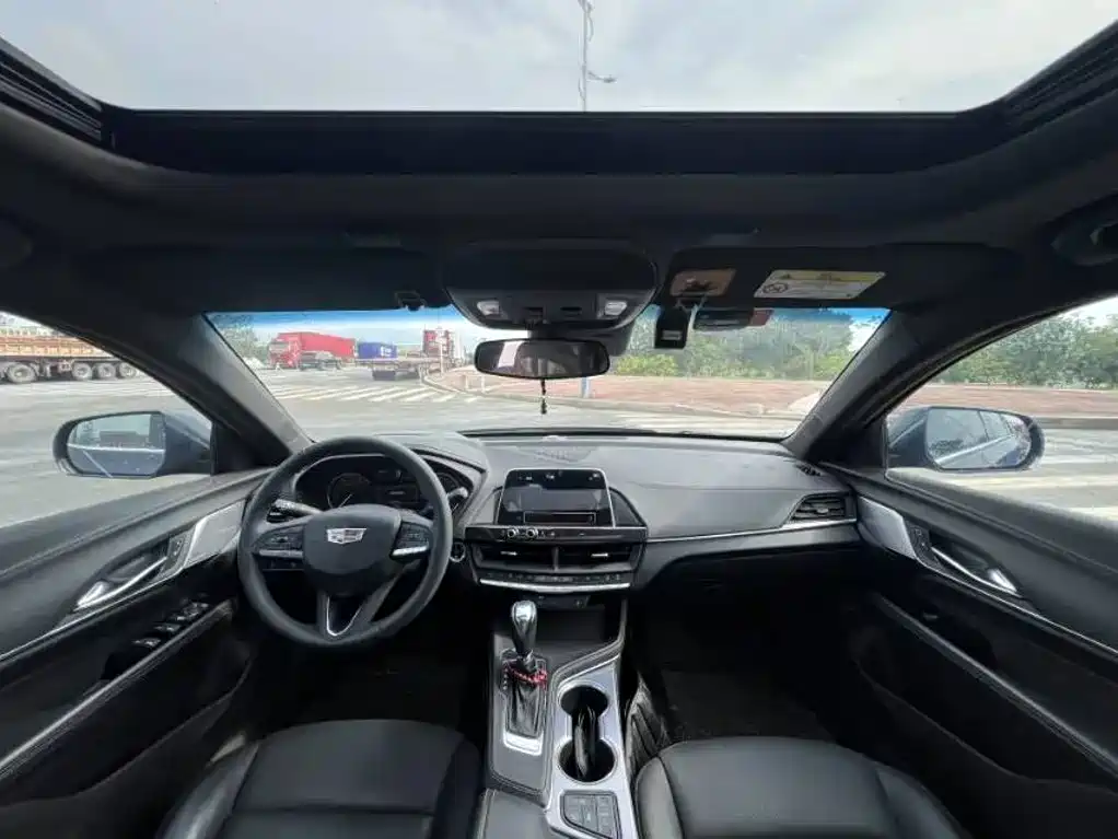 Cadillac CT4 2022 2022 28T Luxury Model