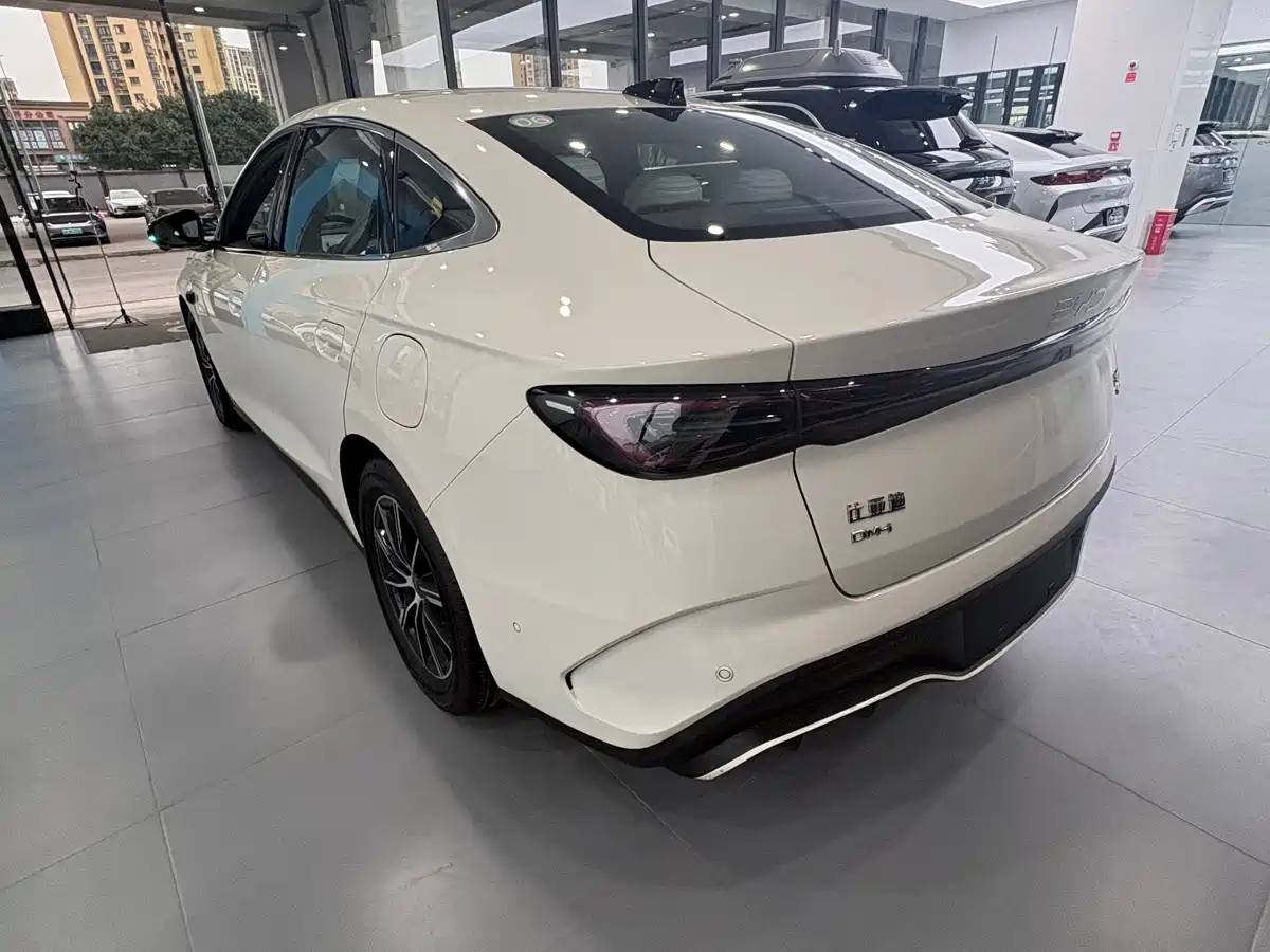 BYD SEAL 06 NEW ENERGY