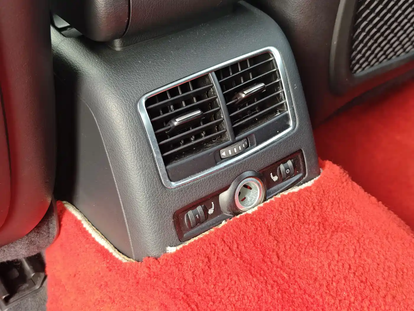 Audi A6L 2011 Model 2.4L Technology фото 14