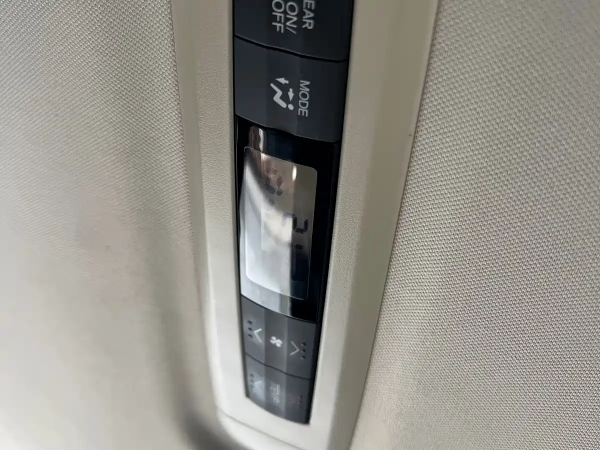 Photo 27 - Honda Odyssey