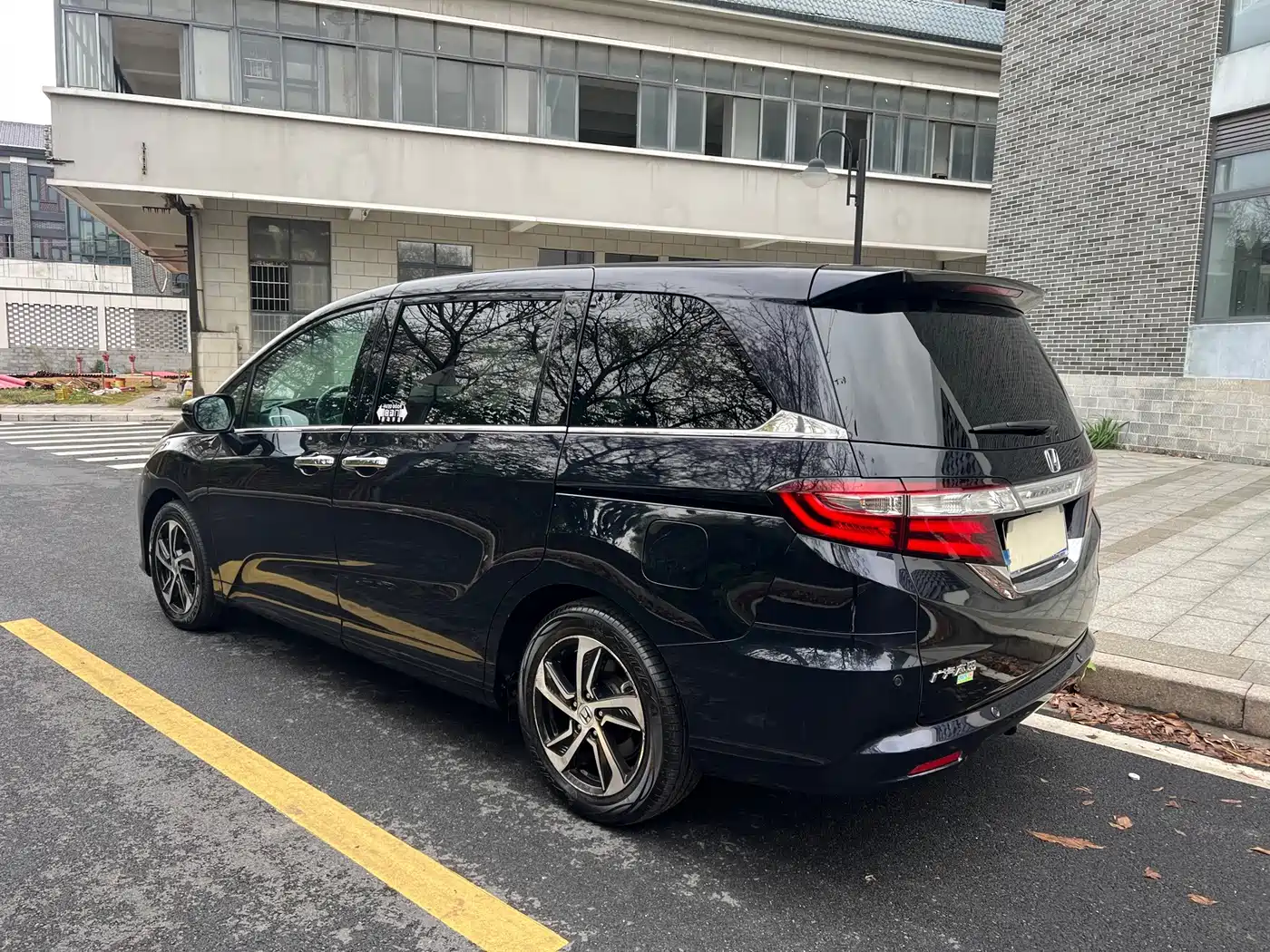 Photo 33 - Honda Odyssey