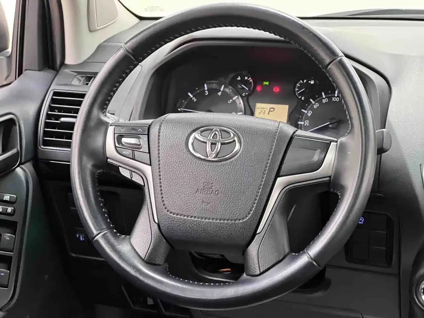 Фото 22 - Toyota Prado