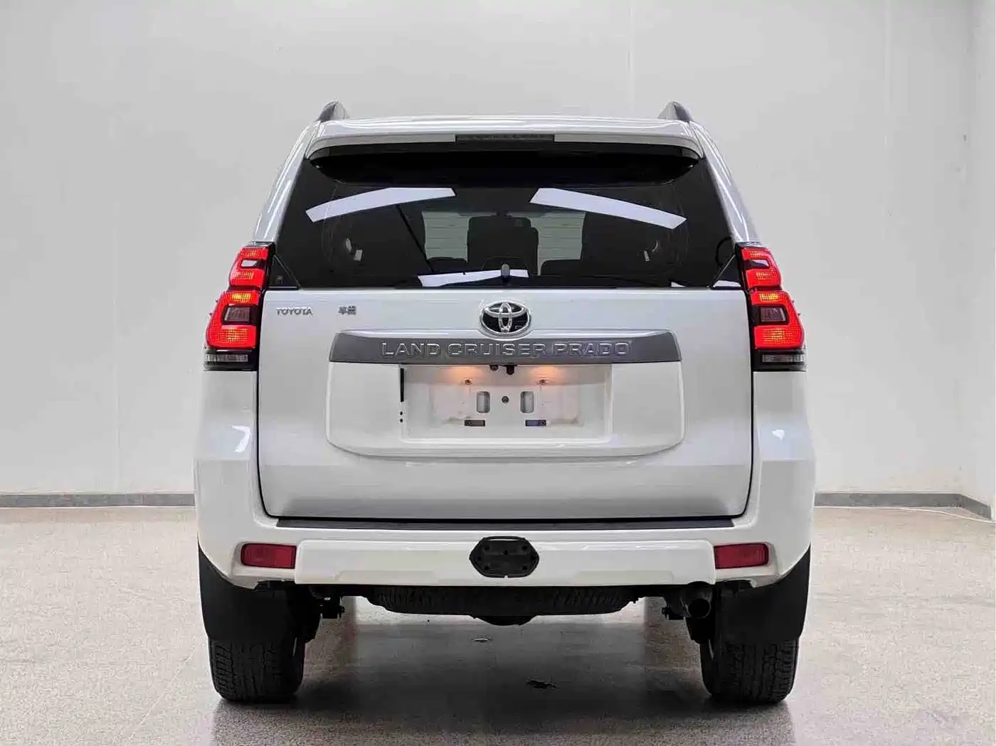 Фото 29 - Toyota Prado