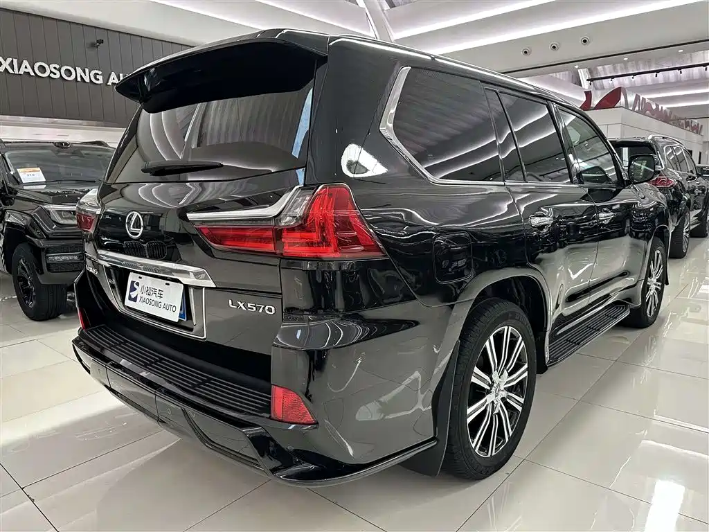 Lexus LX 2017 570 Prestige Luxury фото 22