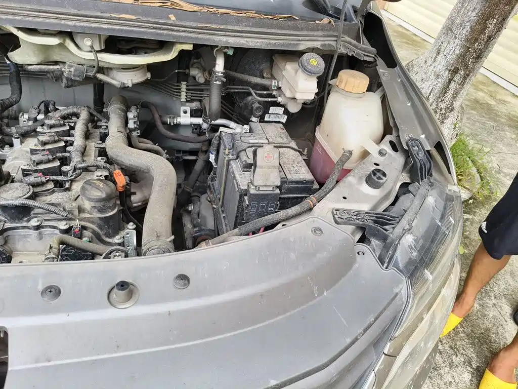 Dongfeng Fengxing Lingzhi 2025 2023 M5L 1.6L Base Model 5-Seater
