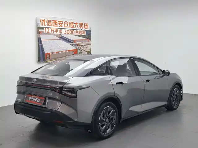 Toyota bZ3 2023 616km Long Range PRO — фото 2