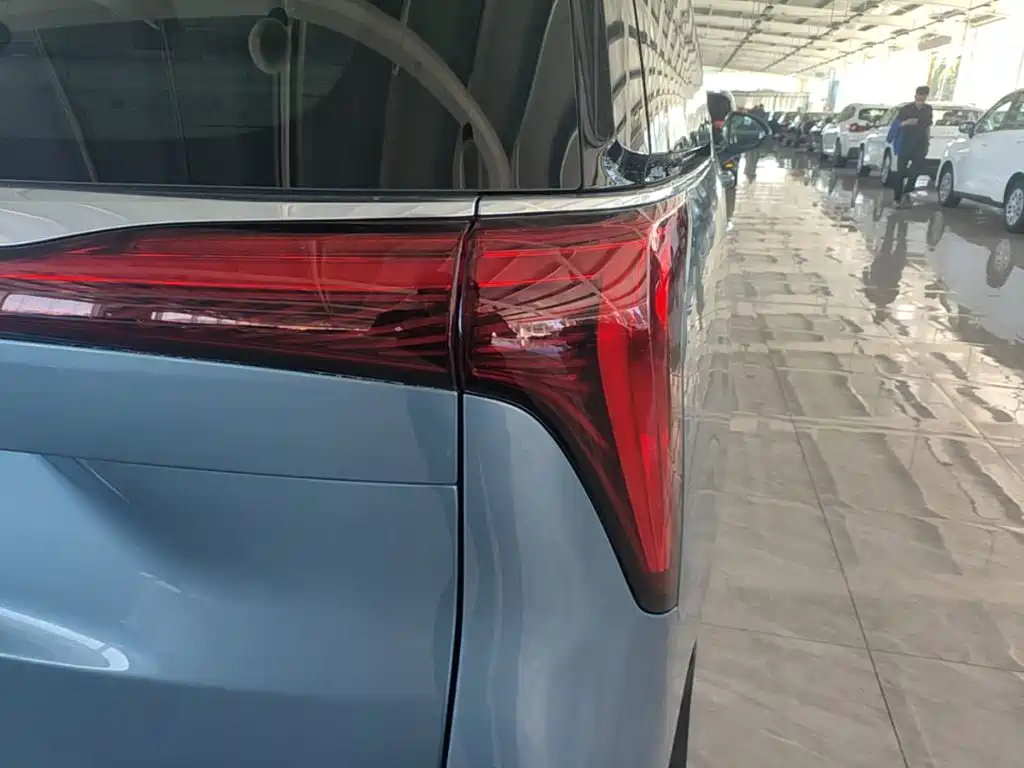 Buick Century 2024 2023 2.0T 7-Seater World Edition