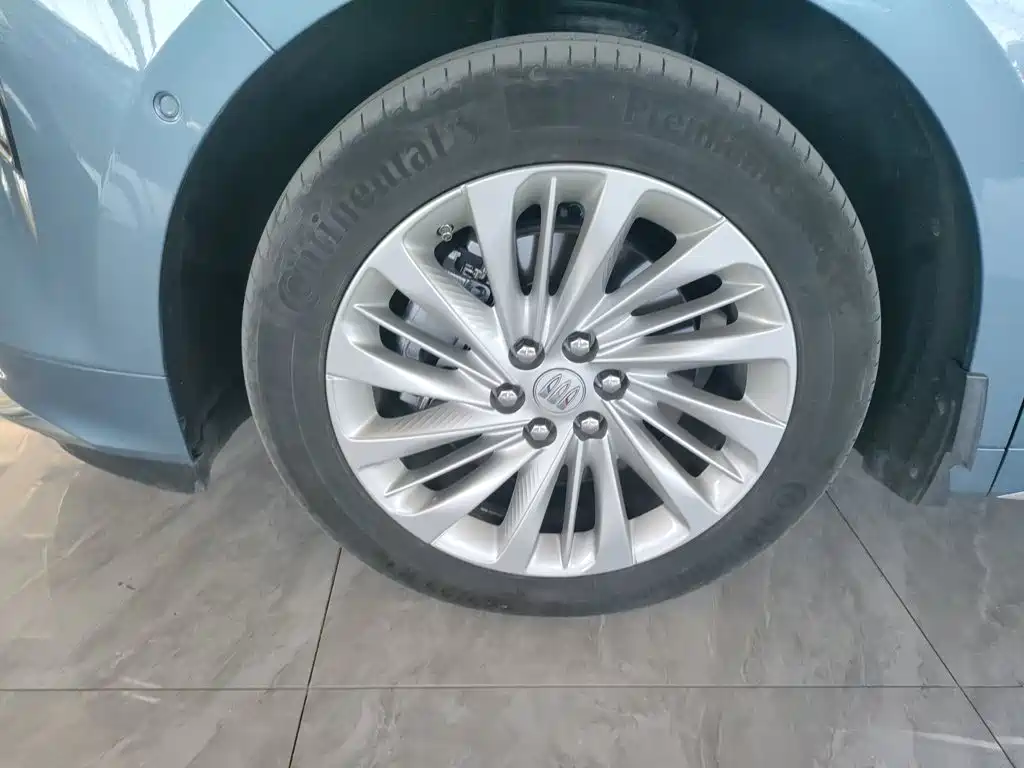 Buick Century 2024 2023 2.0T 7-Seater World Edition