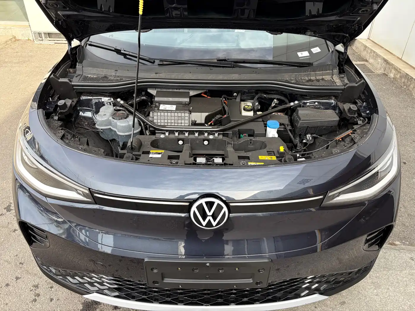 Volkswagen ID.4 CROZZ 2026 Dark Knight PRO Edition фото 3