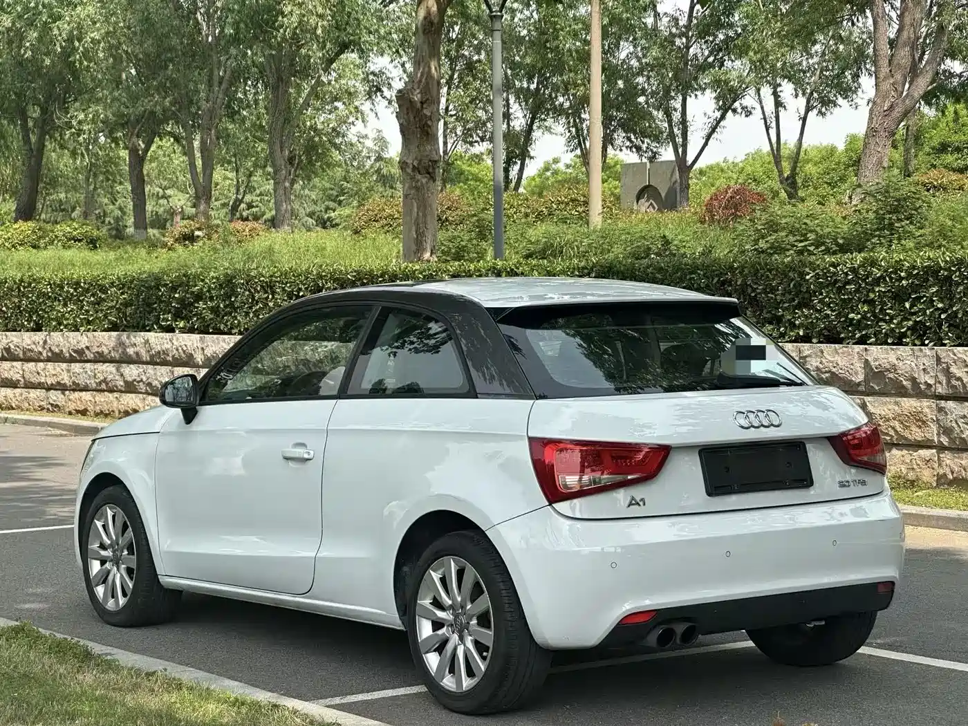 Audi A1 2014 30 TFSI Comfort фото 7