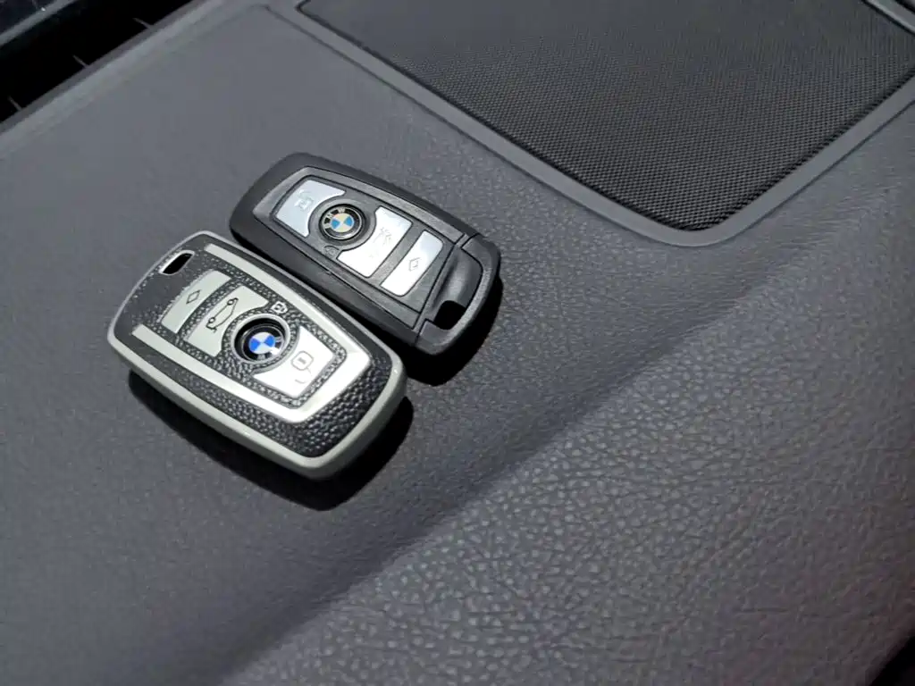 BMW 5 Series GT 2015 2014 528i Leading