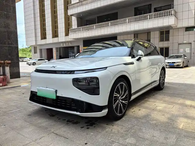 XPeng G9 2025