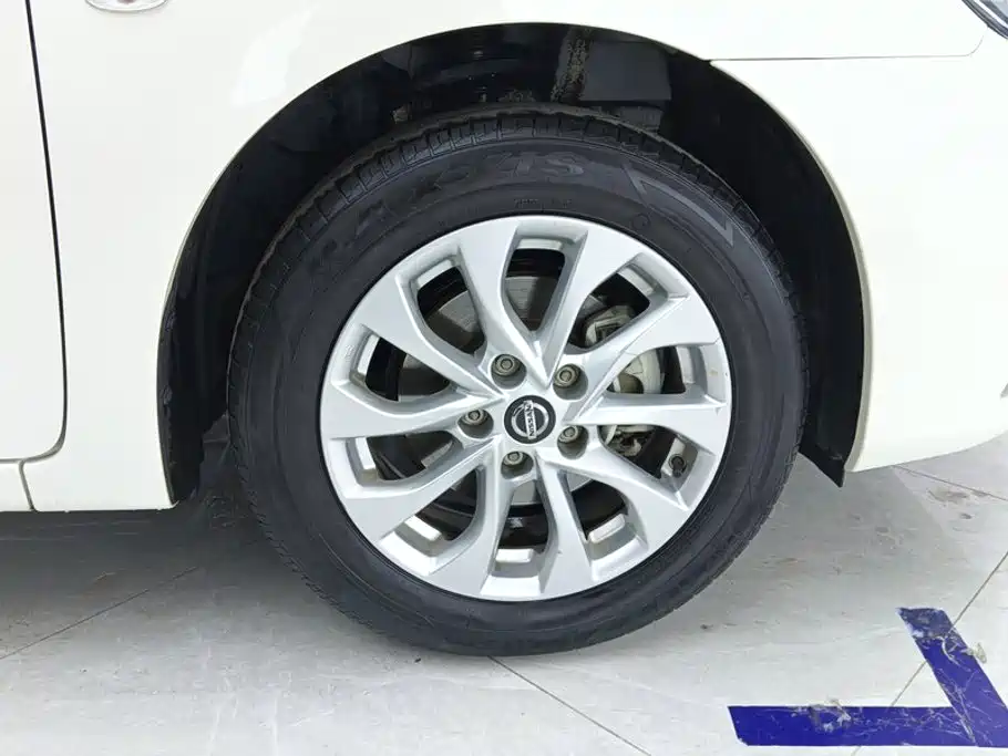 Фото 6 - Nissan Sylphy