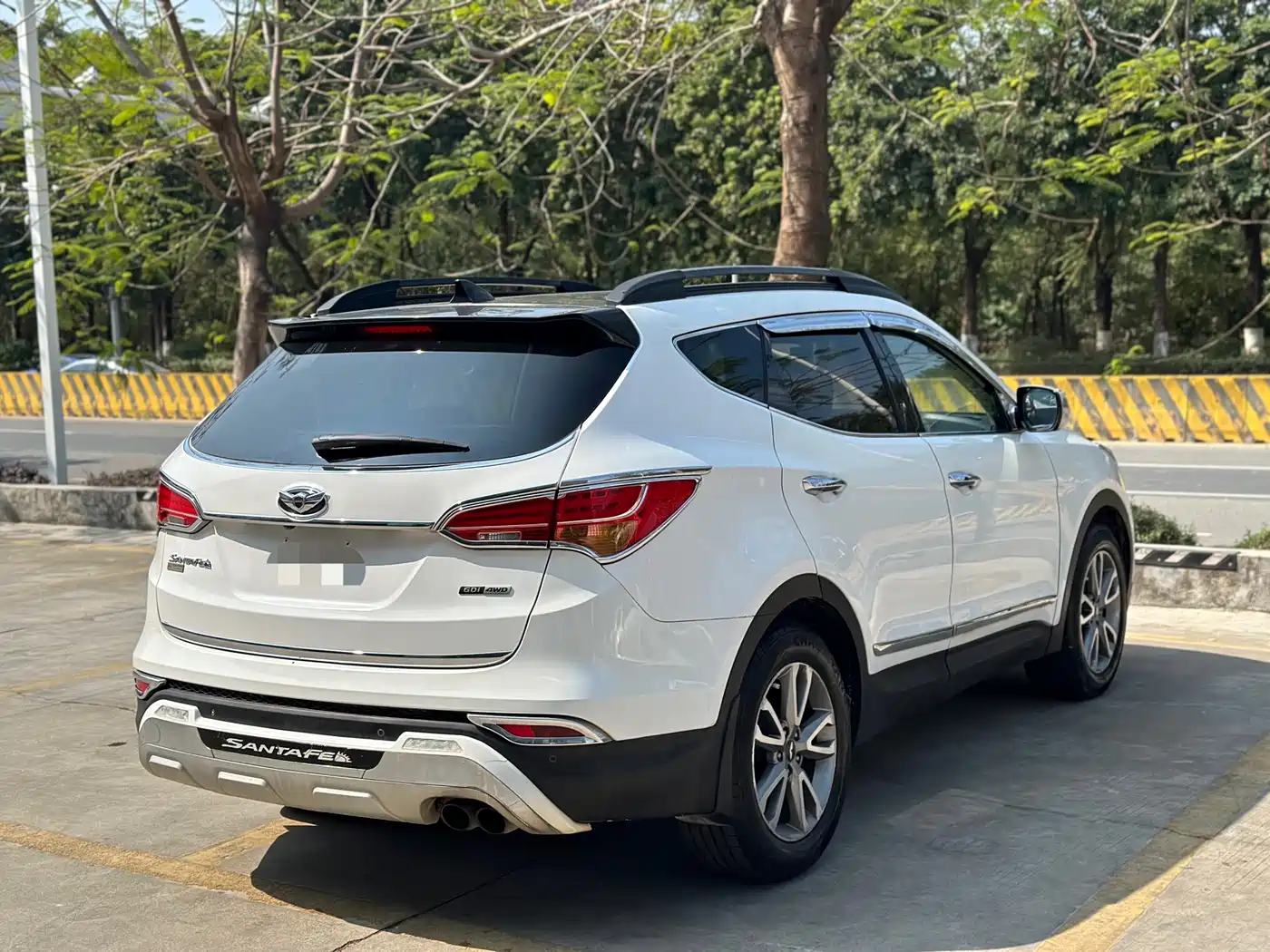 Hyundai Santa Fe (Import) 2013 3.0L 4WD Comfort Navigation 7-seater Euro IV фото 6
