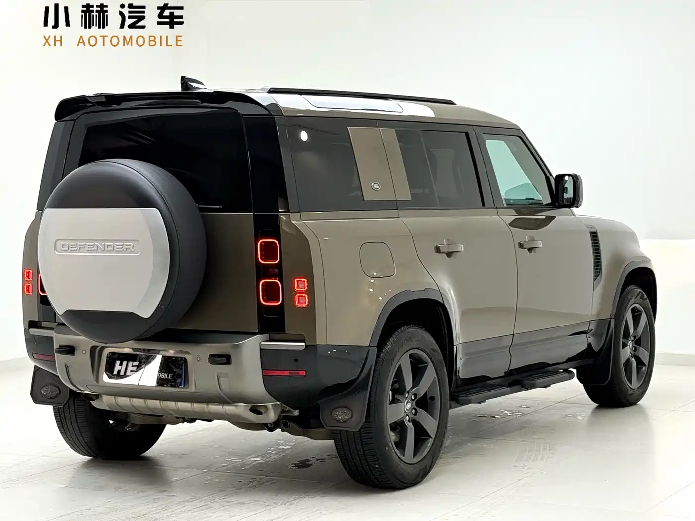 Land Rover Defender 2022 110 P400 X-DYNAMIC HSE фото 6