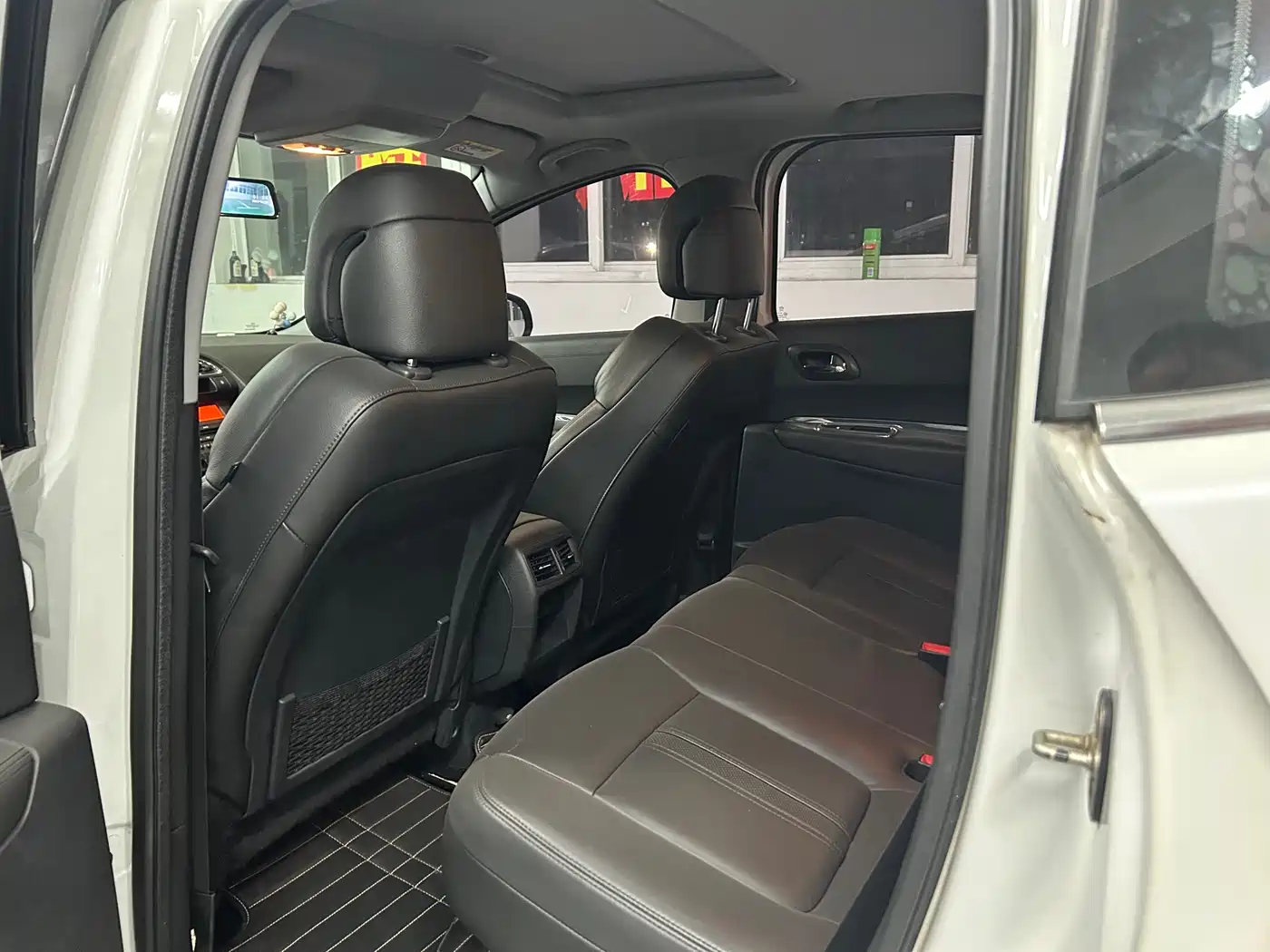 Peugeot 3008 2015 1.6THP Automatic Trend Edition фото 6
