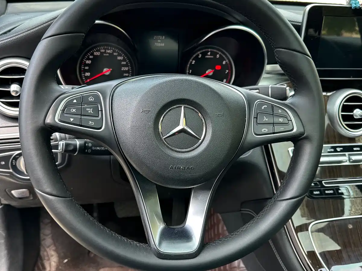 Mercedes-Benz GLC 2017 GLC 260 4MATIC Dynamic фото 16