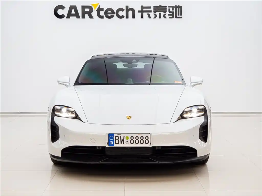 Porsche Taycan 2022 Facelift Taycan фото 2