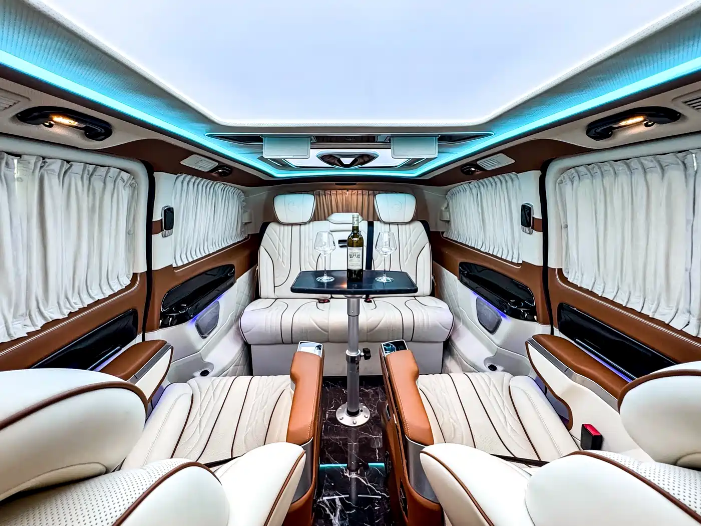 Mercedes-Benz Vito 2023 2.0T Business 7-Seater фото 34