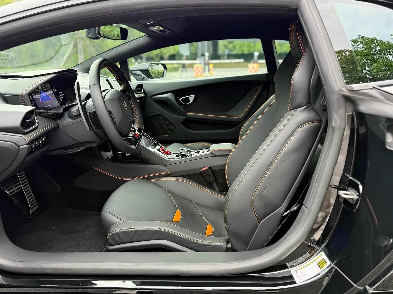 Фото 9 - Lamborghini Huracán