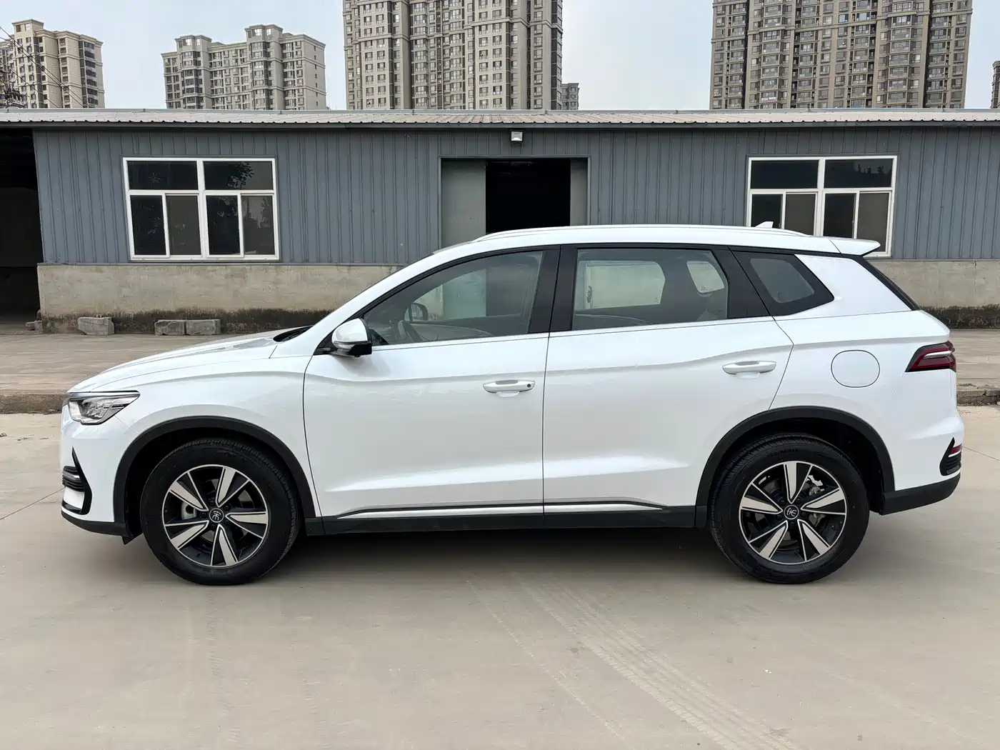BYD Song Pro New Energy 2022 DM-i 51km Prestige фото 4