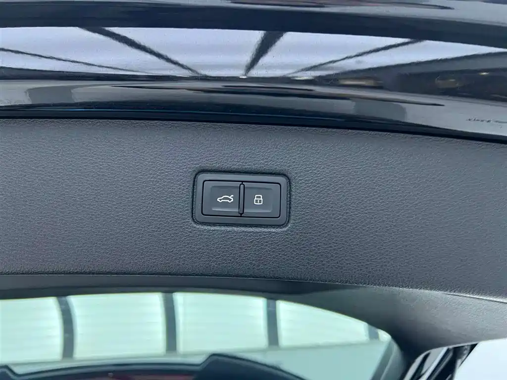 Audi Q7 2020 55 TFSI quattro S line Sport фото 23