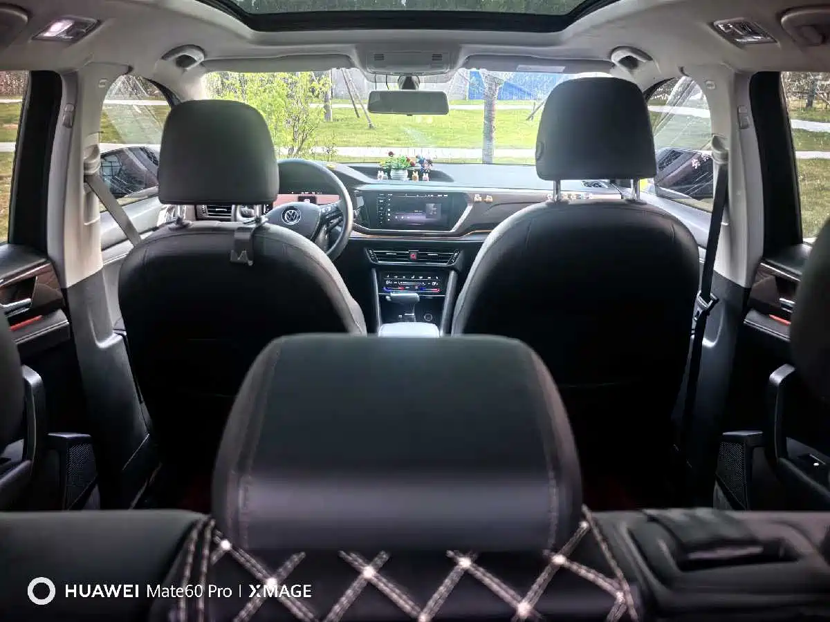 Volkswagen Tharu 2021 330TSI 4WD Luxury Plus фото 23