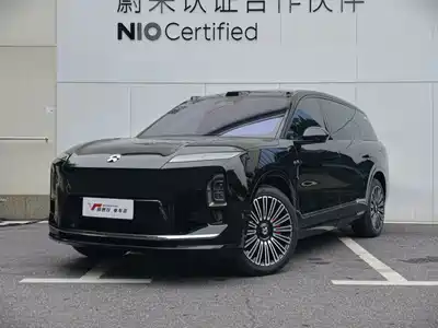 NIO ES8