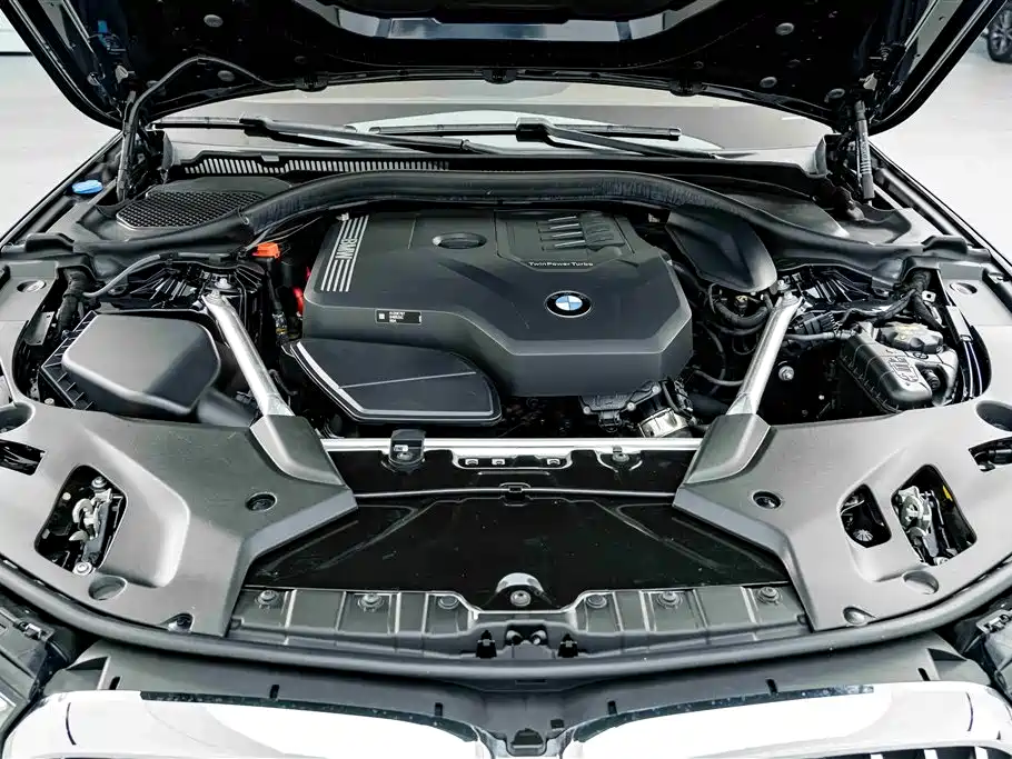 BMW 5 Series 2022 Model Second Facelift 525Li M Sport Package фото 24